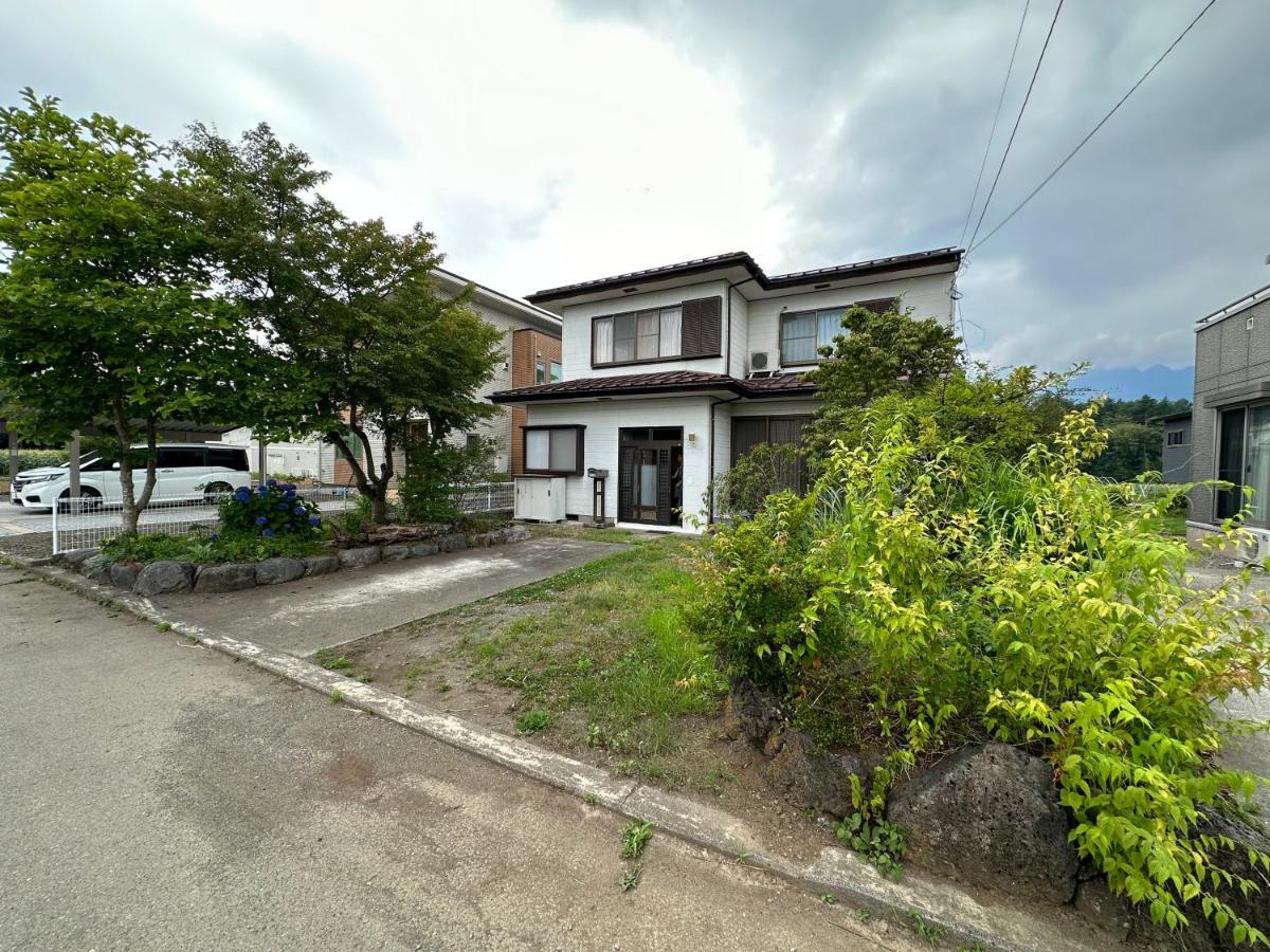 Fuji Cottage Fujikawaguchiko Exterior photo